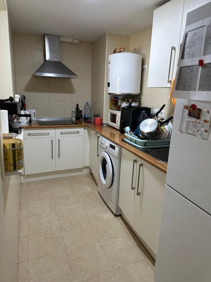 Apartment A / A 4Pax Near The Beach Malaga Luaran gambar